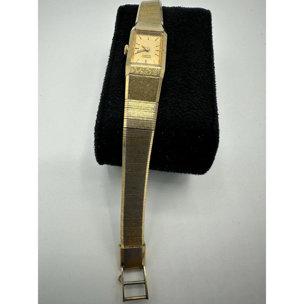 Vintage Seiko Quartz Gold Tone Womens Watch 2E20-5029 New Battery Runs